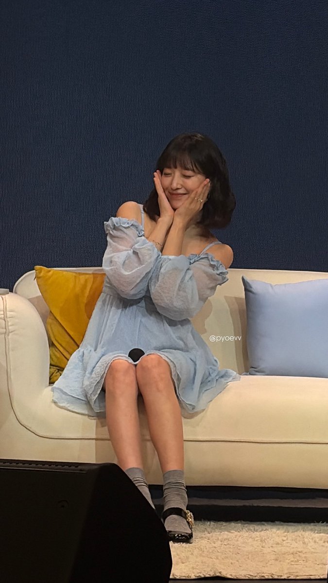 pyoevv's tweet photo. 내요정님 내팅커벨 내표예진 https://t.co/39XFkj9VaW