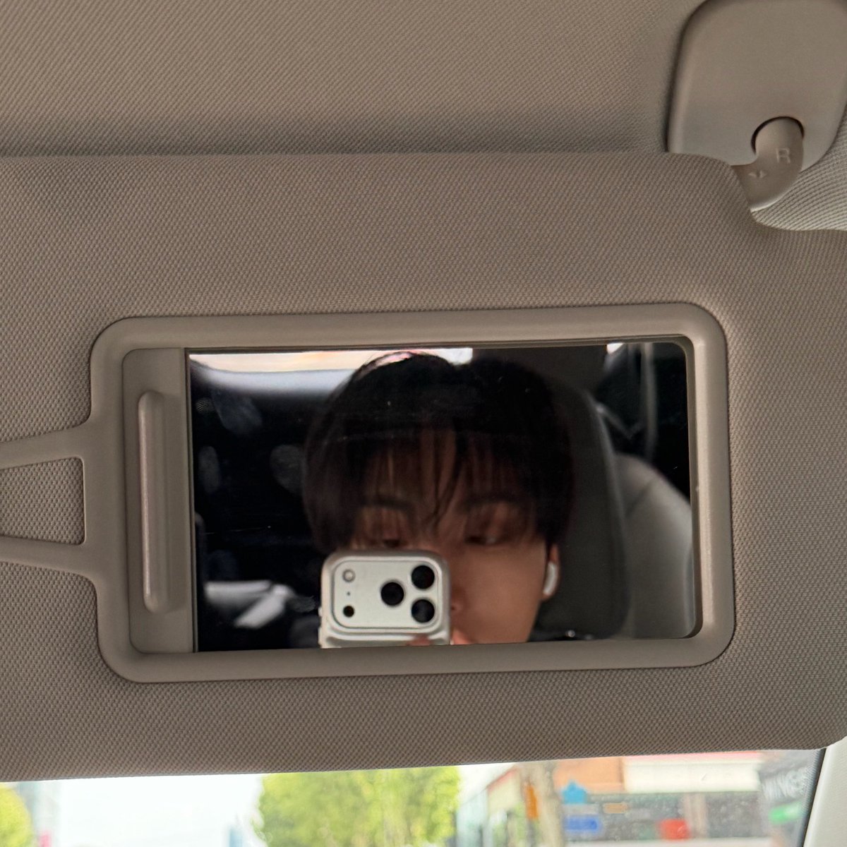 seonghwa source tweet media