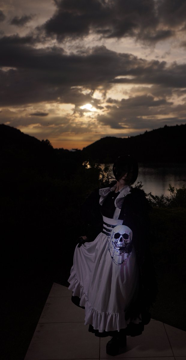 nagonagocos's tweet photo. 創作コスプレ

　〘　逢魔ガ時　〙

💀ｵﾏｴﾓ　ｲｯｼｮ　ニ　ｲｸｶ　?

photo：美月さん
@Junkdoll_mk549
location：HUB雲仙様
@HUB_UNZEN
#雲エク
タップしてね💀🩷 https://t.co/3DAzSu6ans