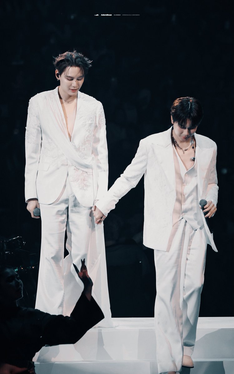 จับมือกันไว้ไปไหนไปกัน
#BounPrem