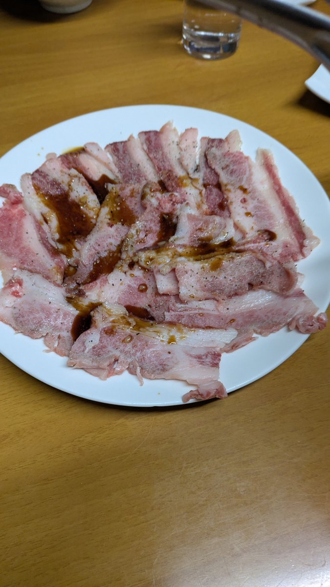 おかまうる tweet media