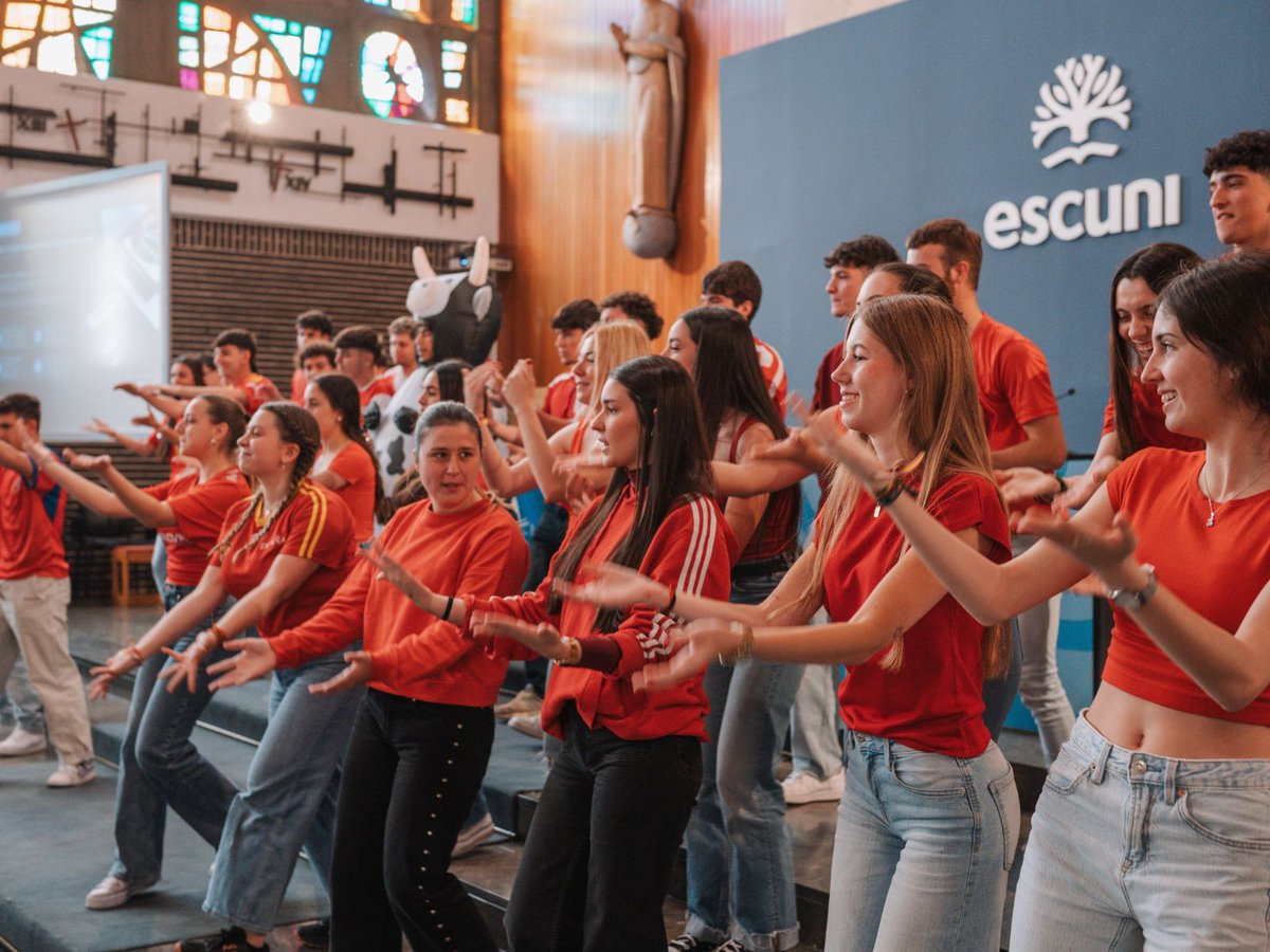 Escuni Centro Universitario de Educación tweet media