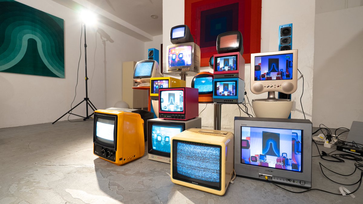 ブラウン管テレビ、アッセンブル📺 レトロポップ平和島スタジオの