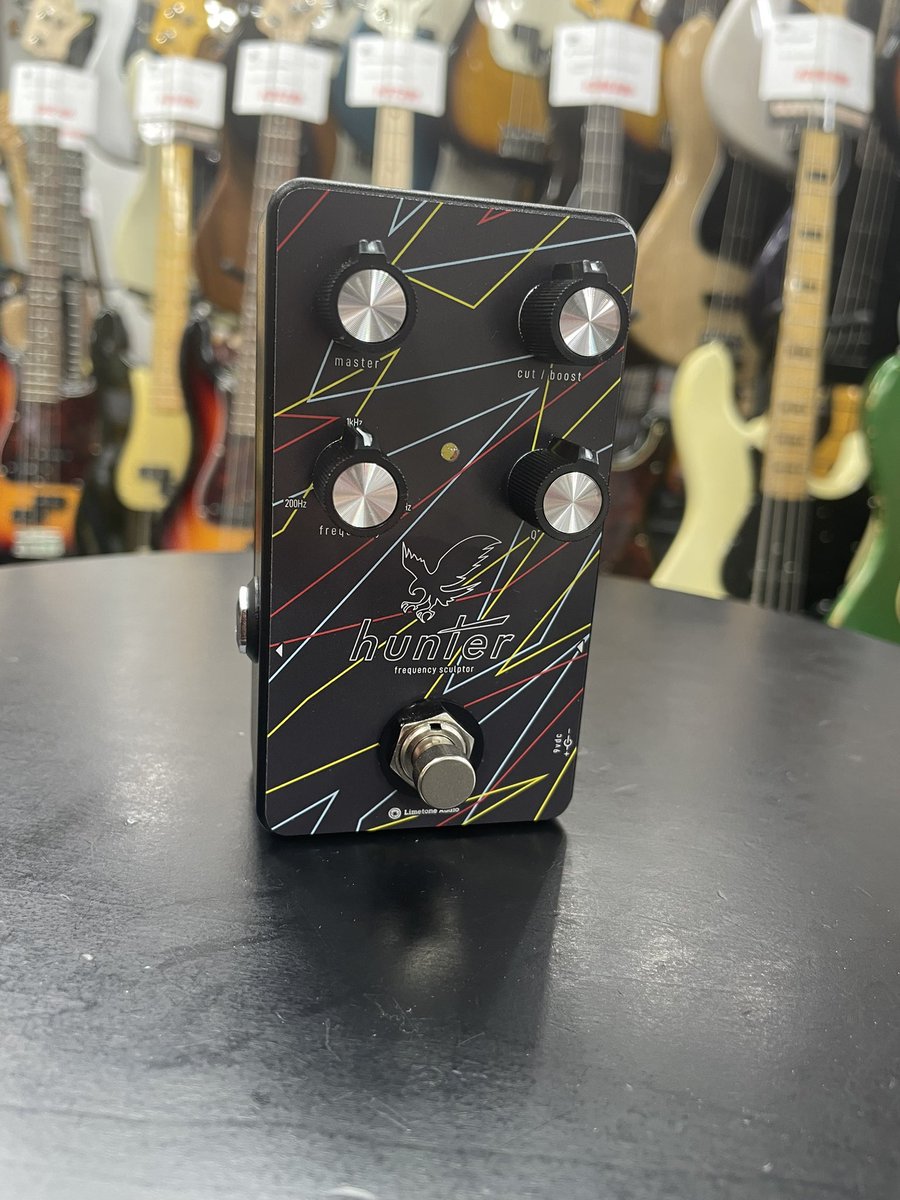 GIB_Yokohama's tweet photo. 【new】
Limetone Audio
hunter
¥28,600

昨今話題のhunter、GIB横浜店頭にもございます！
僕個人的な印象としては
痒いところに手が届くエフェクターで使いやすい！
という印象です！
試奏できますので、店頭でお待ちしてます！

久保田 https://t.co/7cDFDmWbEE