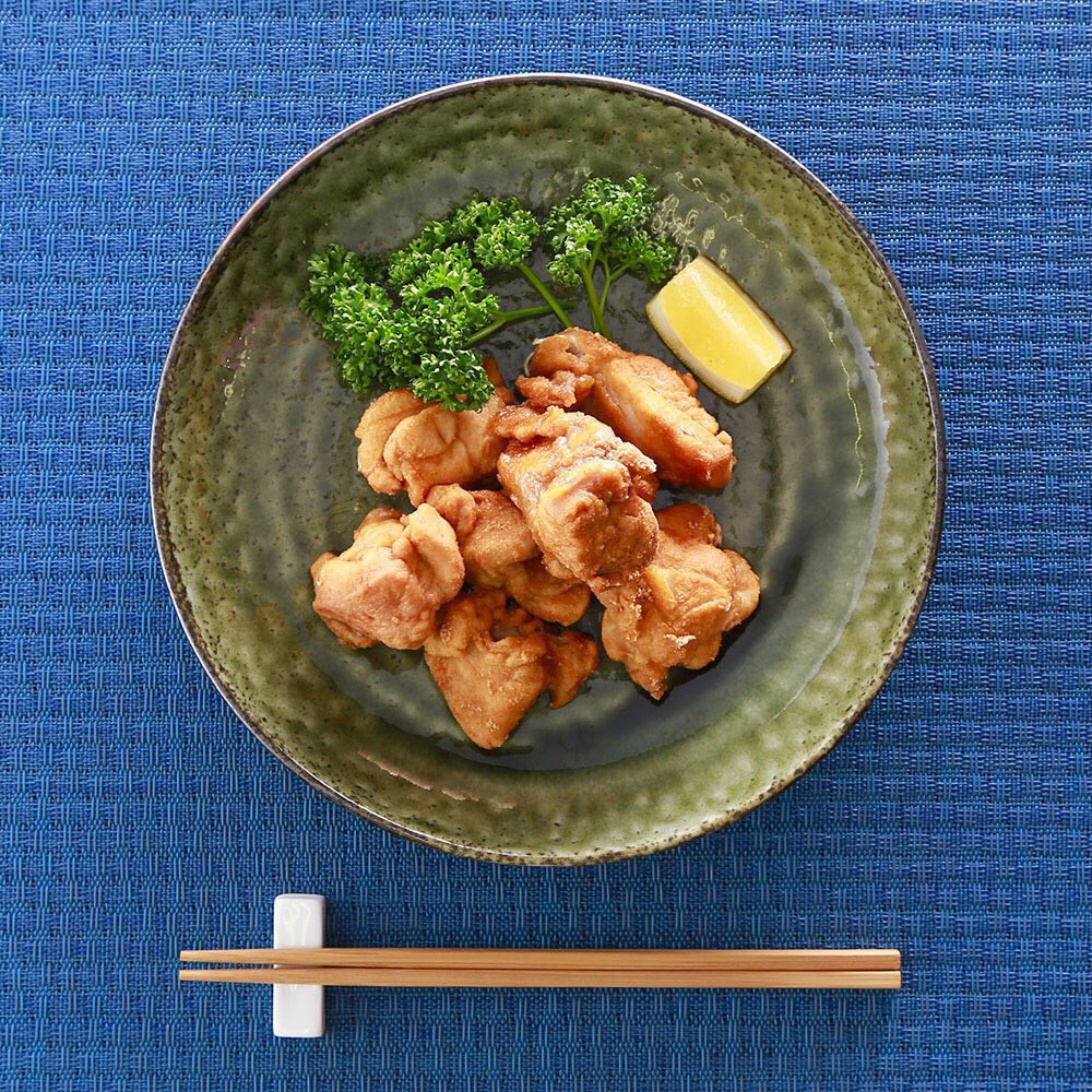 i_wrap_official's tweet photo. 【🥵キッチンの暑さ対策に⚠️】

#グルラボ は油分に強く、
しかもオーブンもいけちゃうプラ容器✨

#アイラップ と組み合わせて使うと、
最強の時短ツールです💕

夏場の灼熱のキッチンから、
早く解放されたい時にオススメです…❗️

↓私が実際に作った料理(in会議室) https://t.co/kw9etrmY44