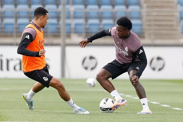theMadridZone's tweet photo. Viní x Trent. ⚡️ https://t.co/uem63M954W