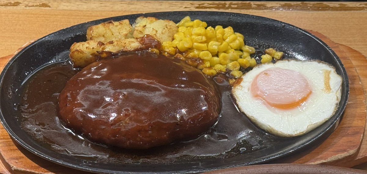目玉焼きハンバーグ