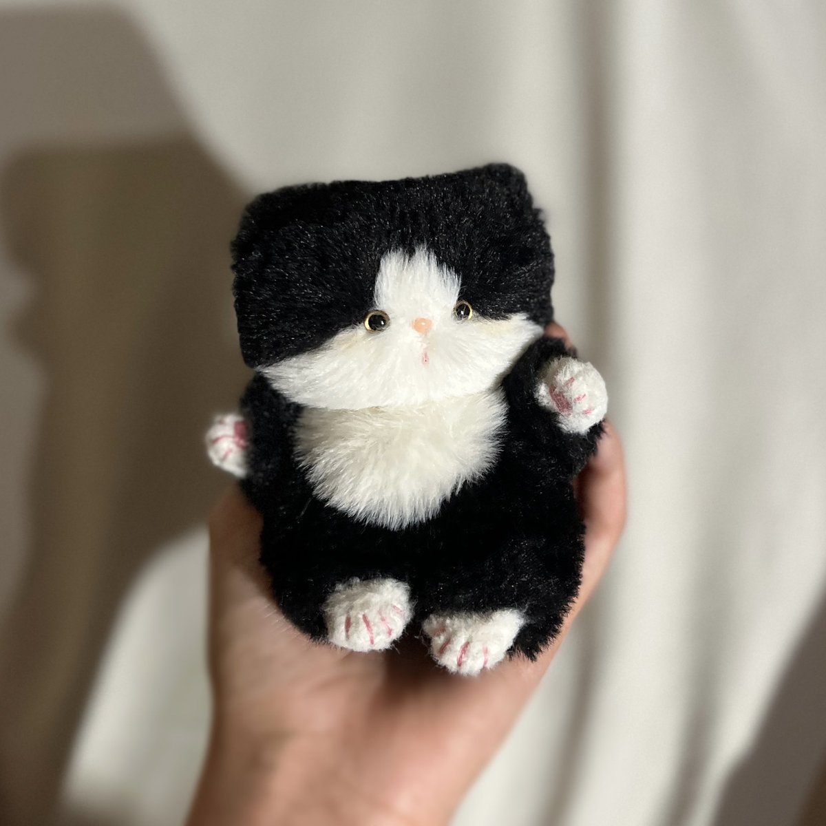 𝙎𝙢𝙖𝙡𝙡 𝙖𝙣𝙙 𝙘𝙖𝙡𝙢 tweet media