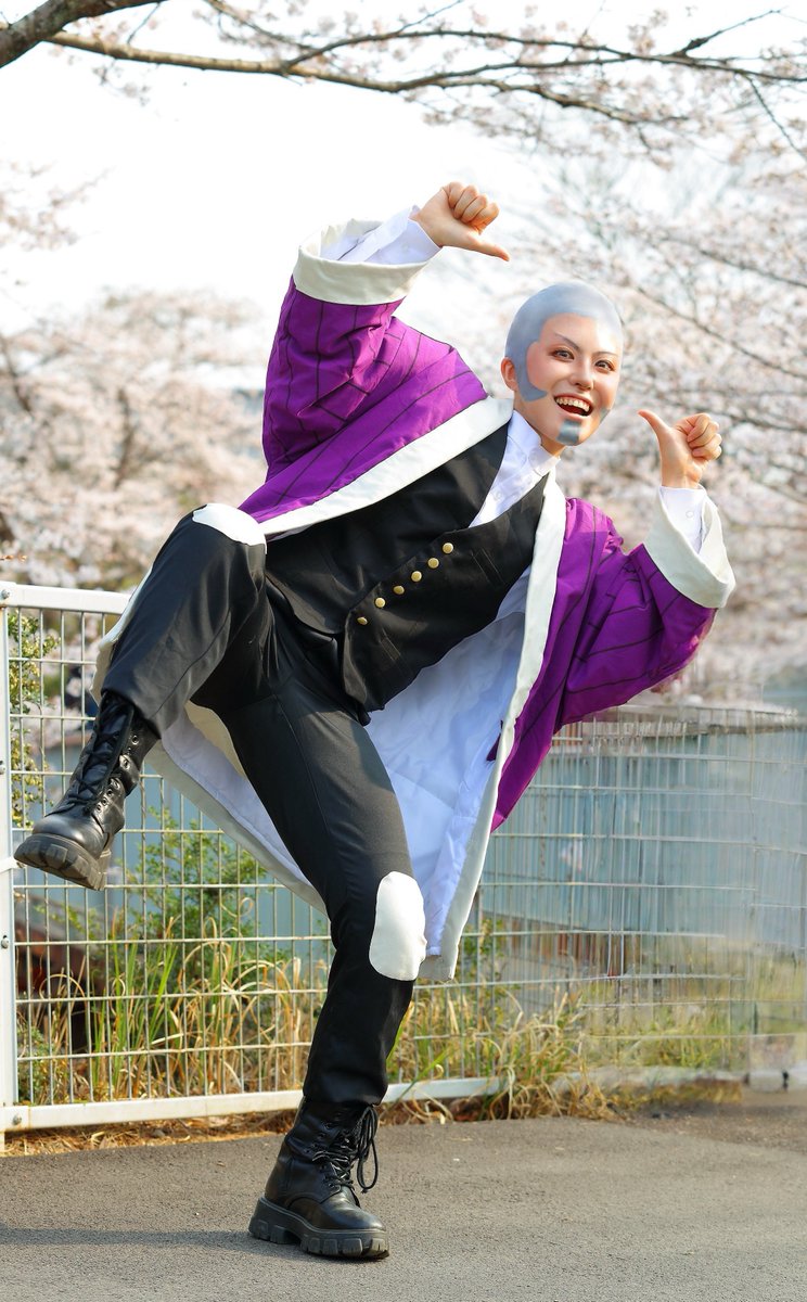 なお tweet media