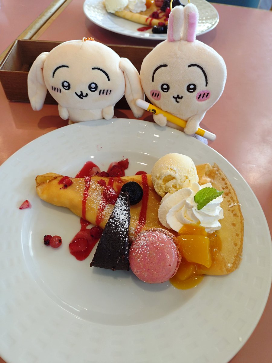 ラテ tweet media