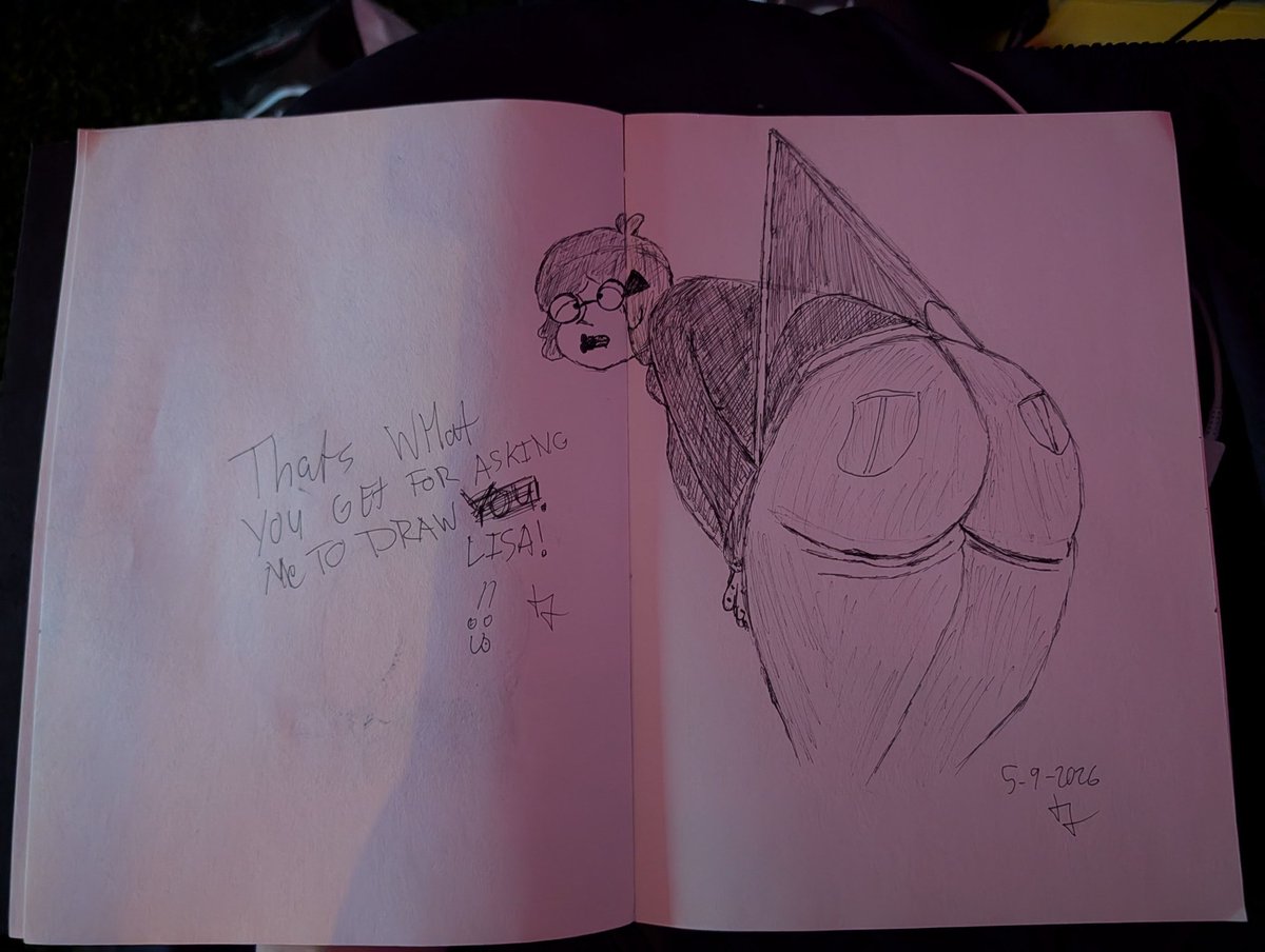 I drew some fanart of <a href="/evilchanteuse/">EvilChanteuse (Comms open, always down to RP!!)</a> 's OC Lisa and her big ol butt getting a big ol wedgie 🤭 she's been a big inspiration for me starting to draw! 
My deviantart is deviantart.com/sassysadistic/… if you want to see more of my art 
#wedgie