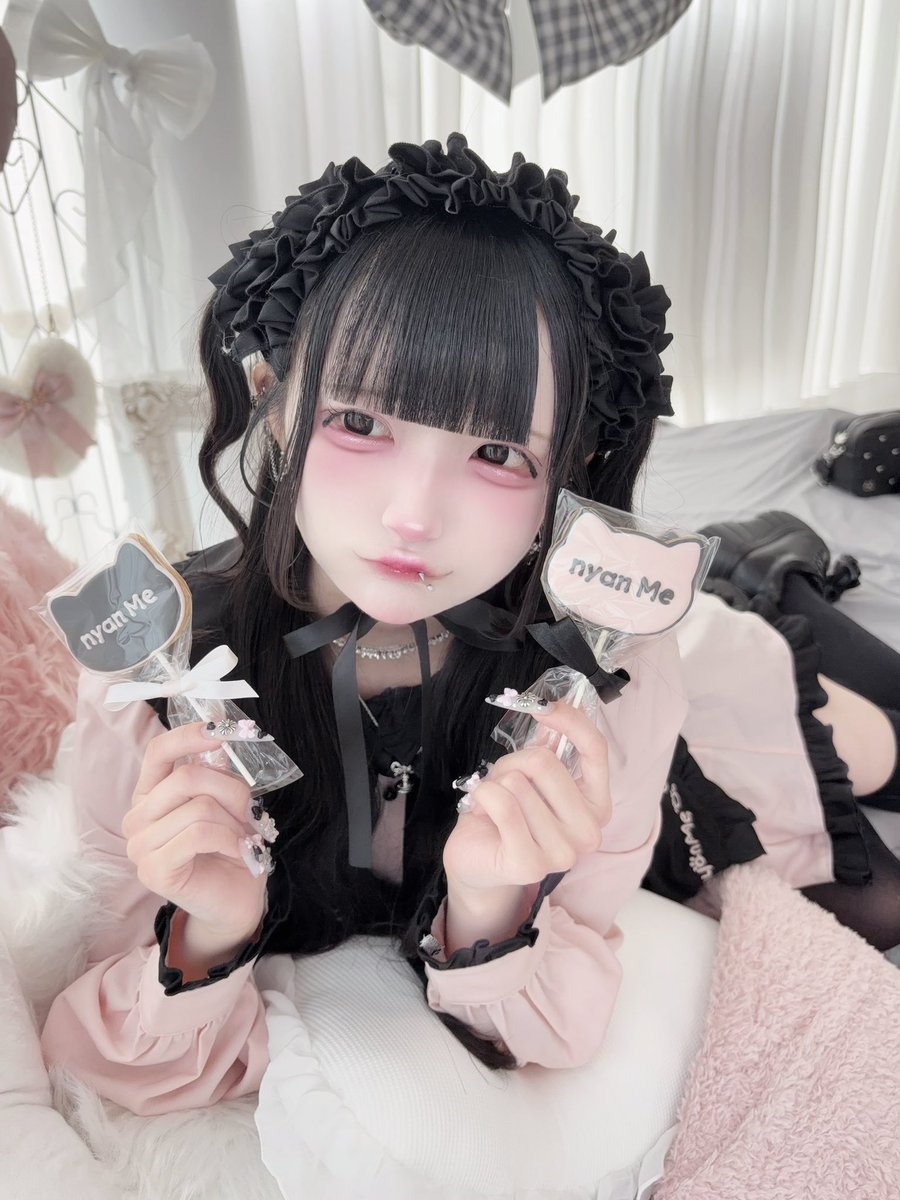 みおち tweet media