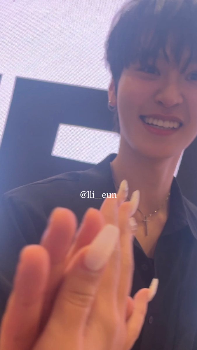 모모♡̴⟡.˚ tweet media