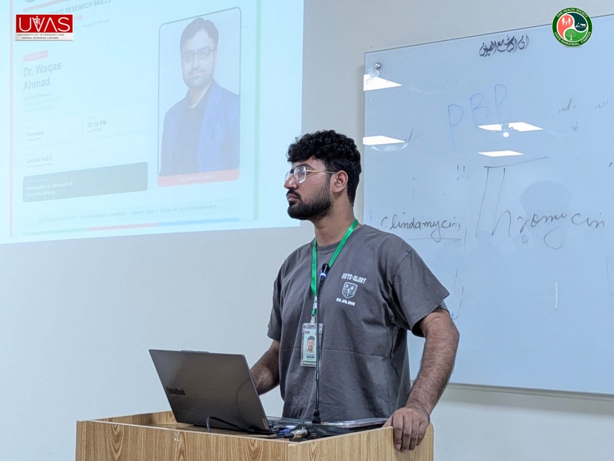 OHS_Naowal_'s tweet photo. The first URSDP session at UVAS Narowal was a success! 
Students explored scientific research and academic writing through interactive sessions led by Dr. Waqas Ahmad. Amazing energy and critical thinking on display!  #OneHealth #URSDP #UndergraduateResearch #ScientificWriting https://t.co/OVaupj3HDS