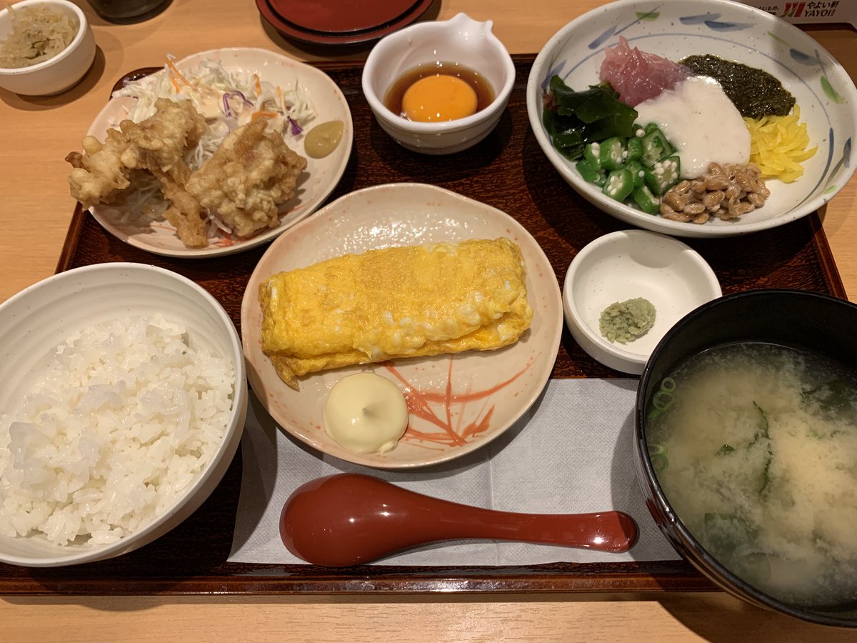 テルミン tweet media