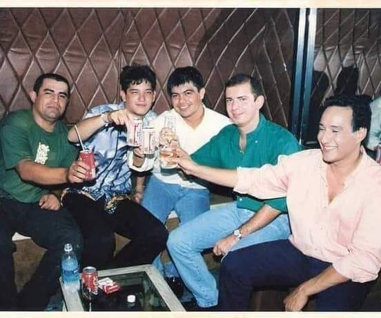 armandorubinpy's tweet photo. Sábado de nostalgia
Años 90
Reconocen a todos? https://t.co/zCHz3HdbED