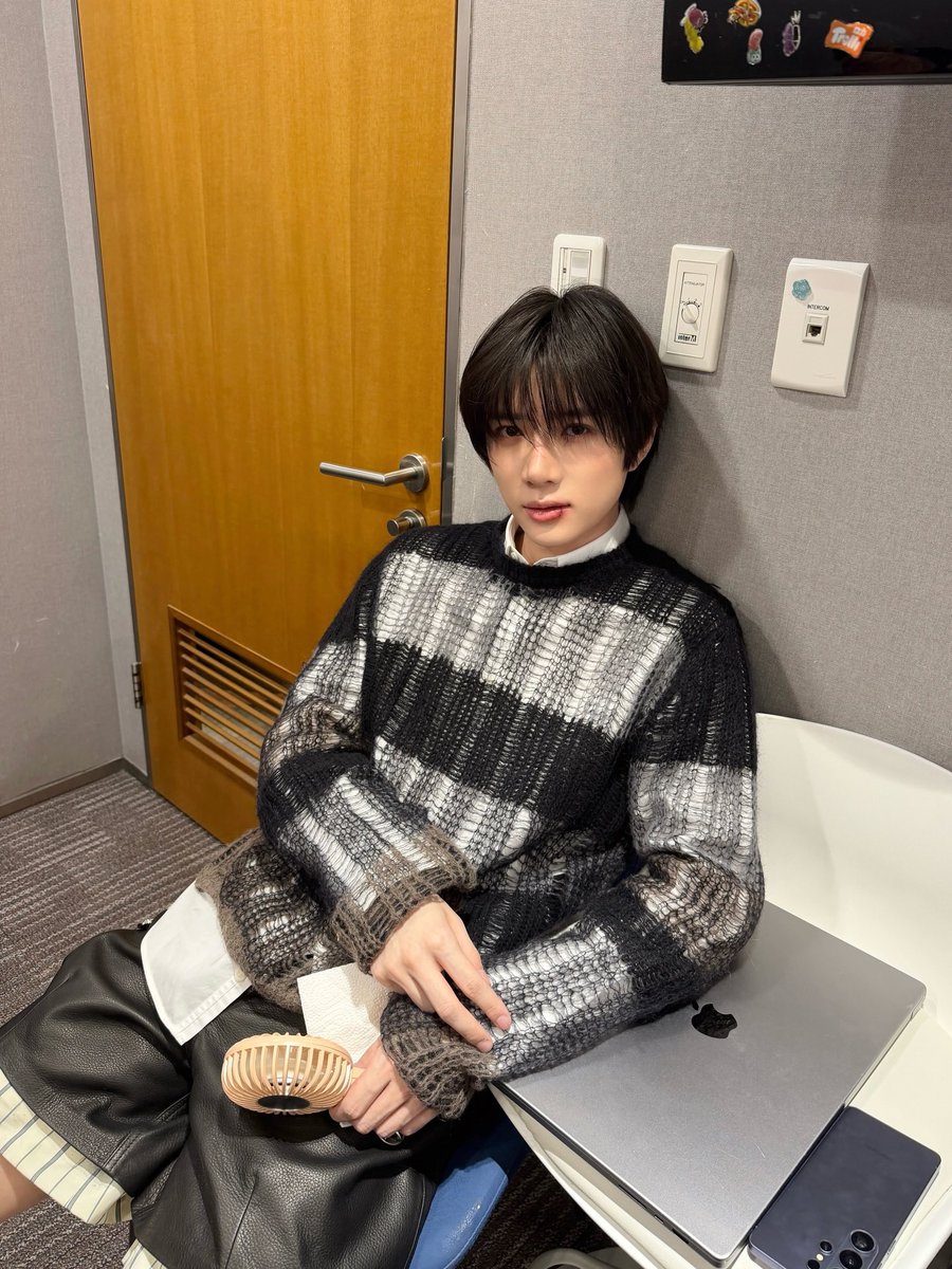 버찌 tweet media