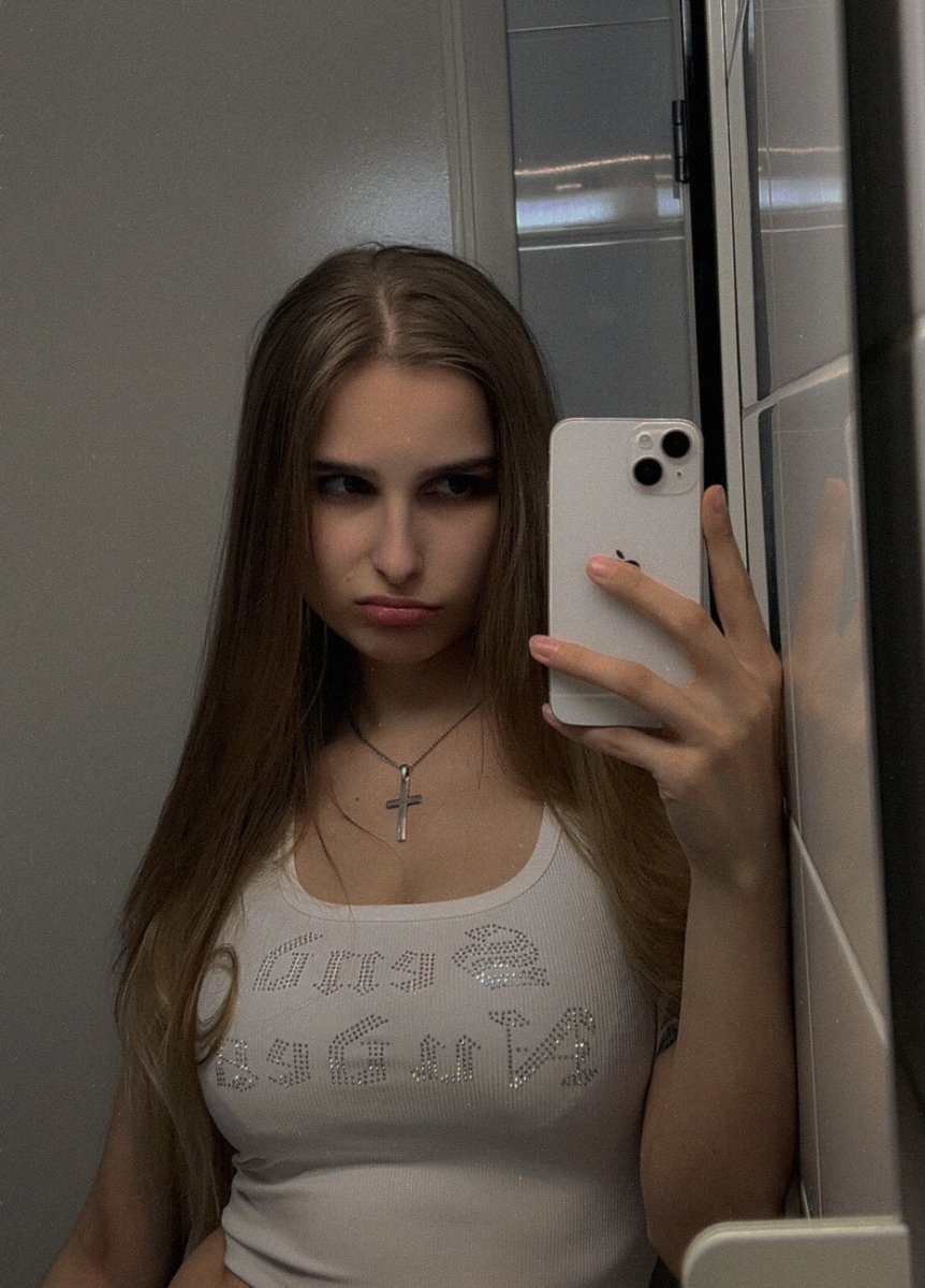 SandraKaz tweet media