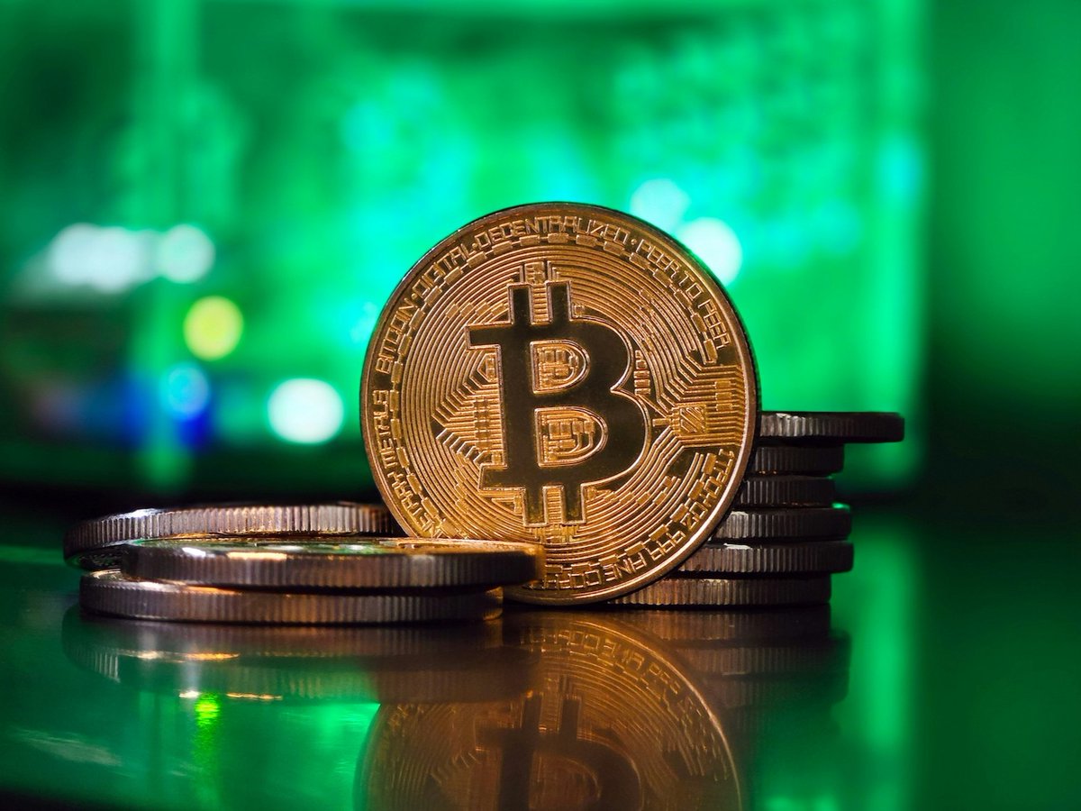 LATEST: 📈 Michael Saylor predicts Bitcoin will average a 30% annual return over the next 20 years.