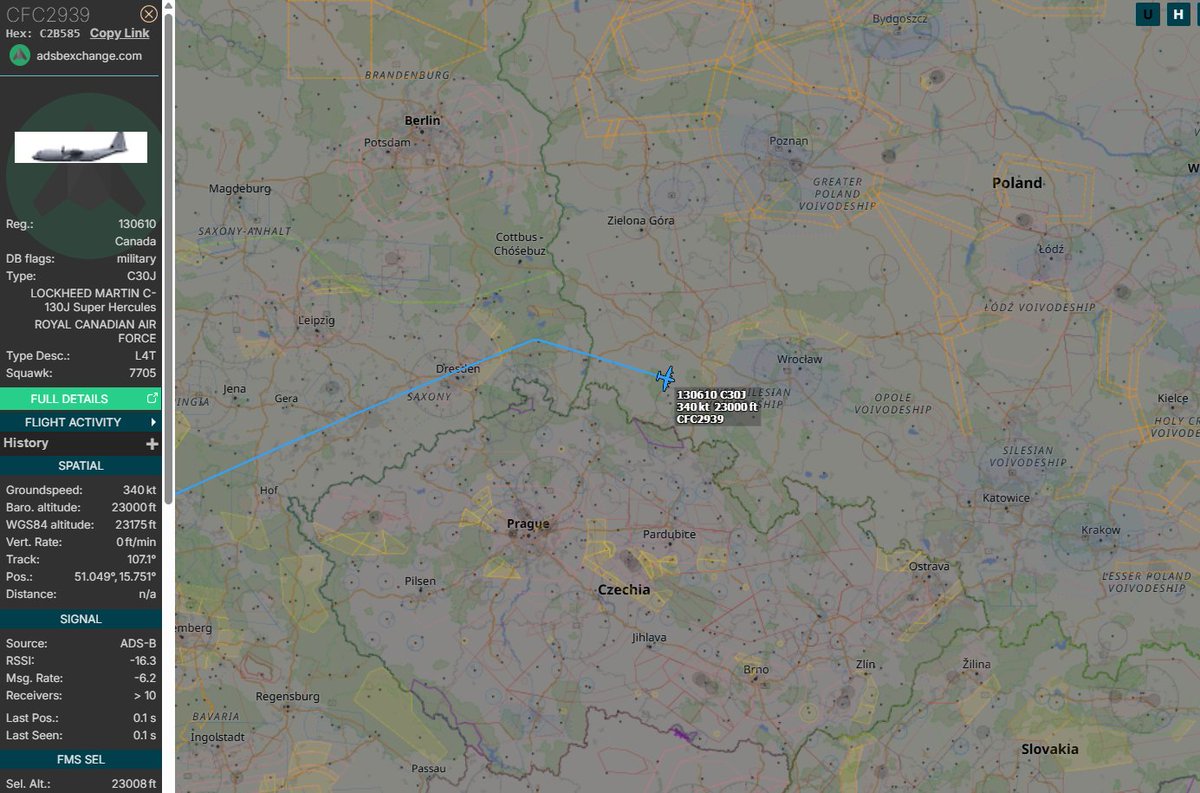 PolishMilRadar's tweet photo. 📅 09.05 🕘 13:21LT - 🇨🇦✈️ Kanadyjski Super Hercules do Rzeszowa
🇨🇦 Królewskie Kanadyjskie Siły Powietrzne
✈️ Lockheed Martin CC-130J Super Hercules | Reg: "130610"
🛫 Baza Lotnicza Ramstein #ETAR | Niemcy 🇩🇪
🛬 Port Lotniczy Rzeszów Jasionka #EPRZ 🇵🇱 (prawdopodobnie)
#CFC2939 leci na FL230 (7010 metrów)
🔗 https://t.co/FsPucX9Vbd
#POLMILRADAR