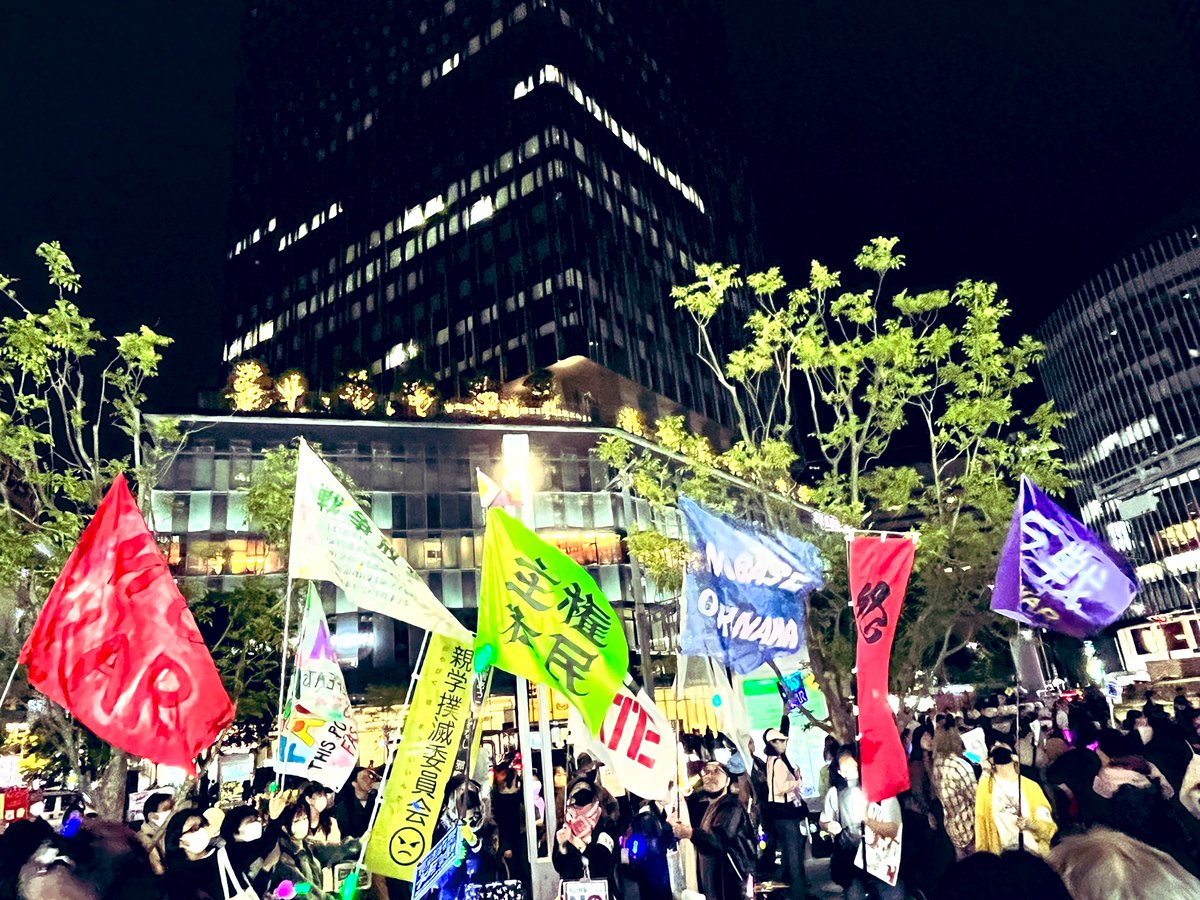 elena_can_fly's tweet photo. 吠えたぞーー！高市内閣総辞職！！
#高市やめろコールデモ名駅前0509 https://t.co/JlwupRWzJP