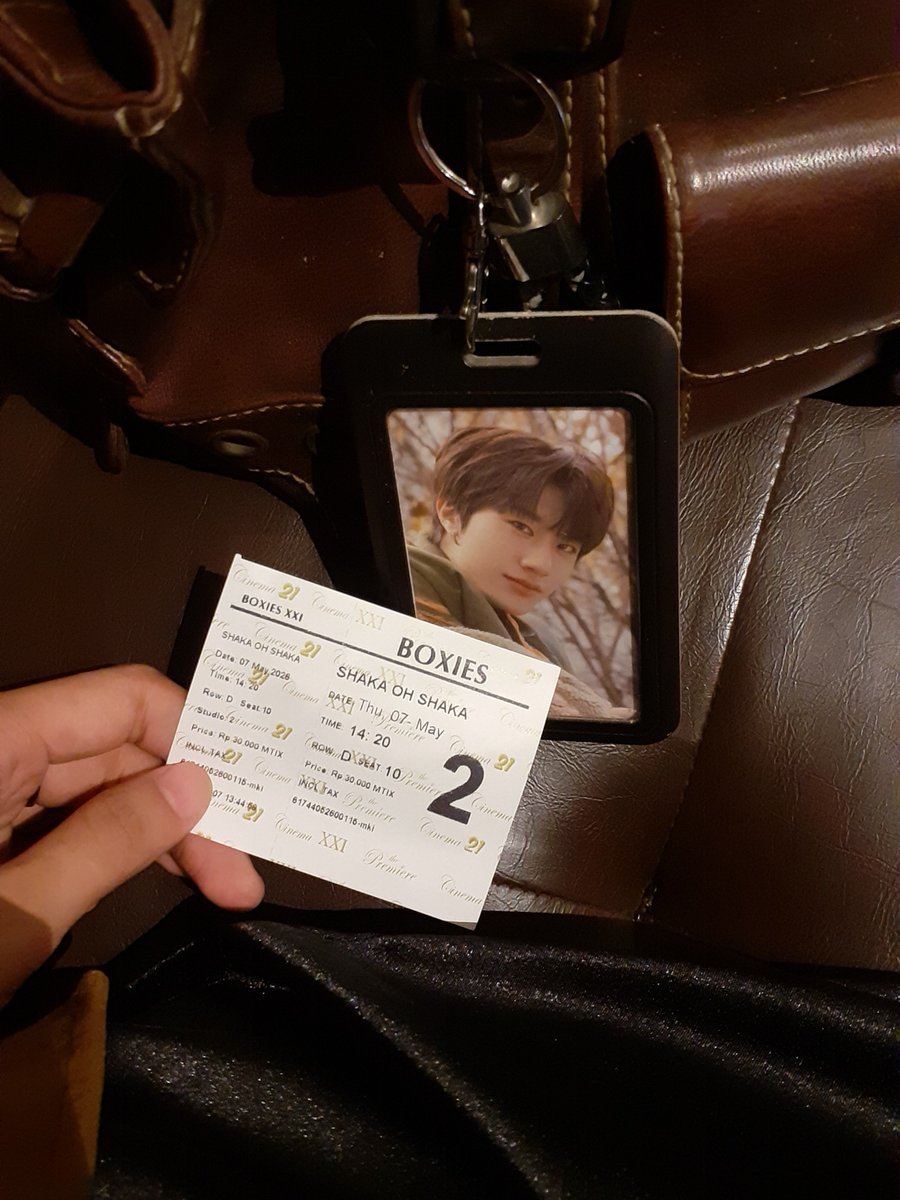 sayiichi's tweet photo. Sorenya nonton SHAKAAAA!! I'm so happy, karena akhirnya bisa nonton shaka setelah sekian lama menunggu. 🥺🤎 https://t.co/O0gGXsTzm5