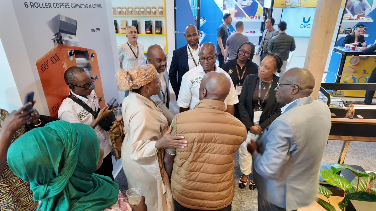 ugandaembassytr's tweet photo. 🇺🇬☕🇹🇷 Strong engagement and meaningful interactions continue at the 8th Coffex İstanbul Expo 2026, with the presence of Uganda’s State Minister for Agriculture, Hon. Fred Bwino Kyakulaga, alongside Uganda’s Ambassador to Türkiye H.E. Nusura Tiperu and Kenyan Ambassador H.E Anthony Mwaniki Muchiri

The high-level participation reflects Uganda’s growing role in shaping global coffee conversations, strengthening regional cooperation, expanding export opportunities, and promoting African coffee excellence on the international market.

Ugandan coffee producers and exporters continue to engage directly with international buyers, coffee professionals, and industry stakeholders at the Expo.

#Coffex2026 #UgandaCoffee #MAAIF #CoffeeDiplomacy #UgandaTürkiye #AfricanCoffee #SpecialtyCoffee #ExportPromotion
