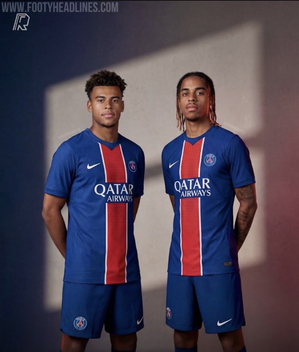 D_LeMoal's tweet photo. @RomainBeddouk La Masterclass c’était ça. Les proportions du nouveau maillot ça ne va pas du tout pour un rendu qui manque de finesse. https://t.co/FGkRaxv36X