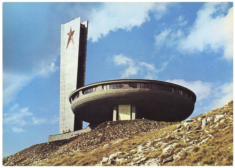 SciFiArchives's tweet photo. Buzludzha Monument, the Monument House of the Bulgarian Communist Party, (1981), Bulgaria. Architect: Georgi Stoilov https://t.co/JAssoIi5DR