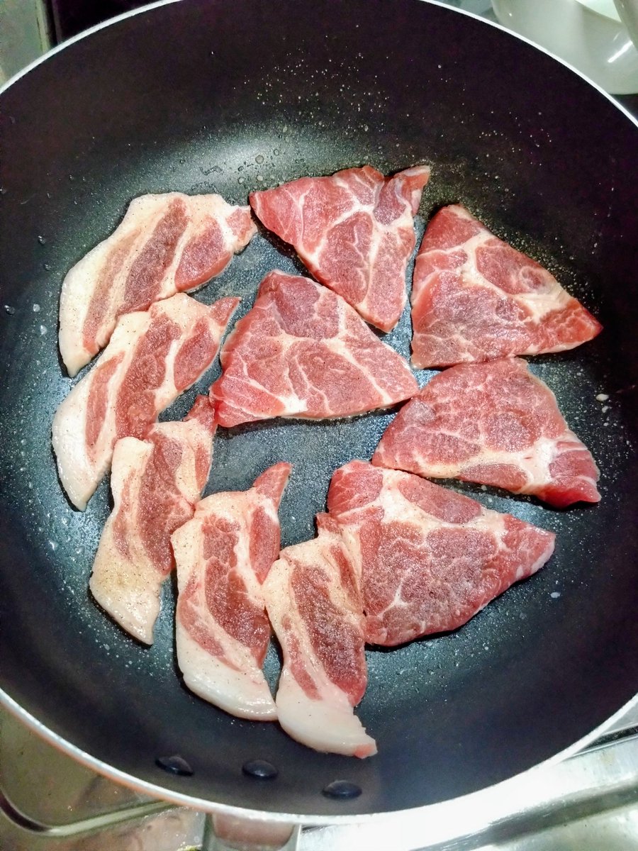 輝 tweet media