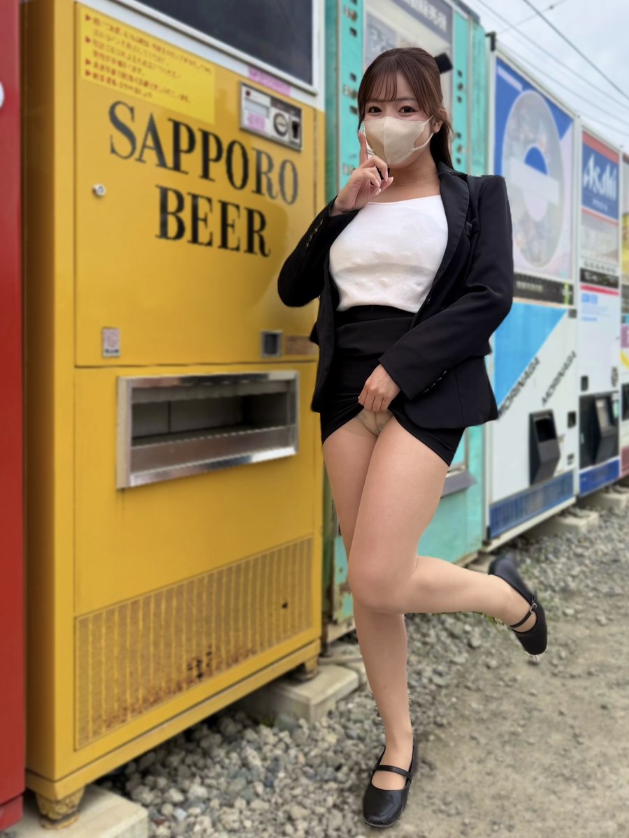 ♡ 天然ミニスカOL ♡ tweet media