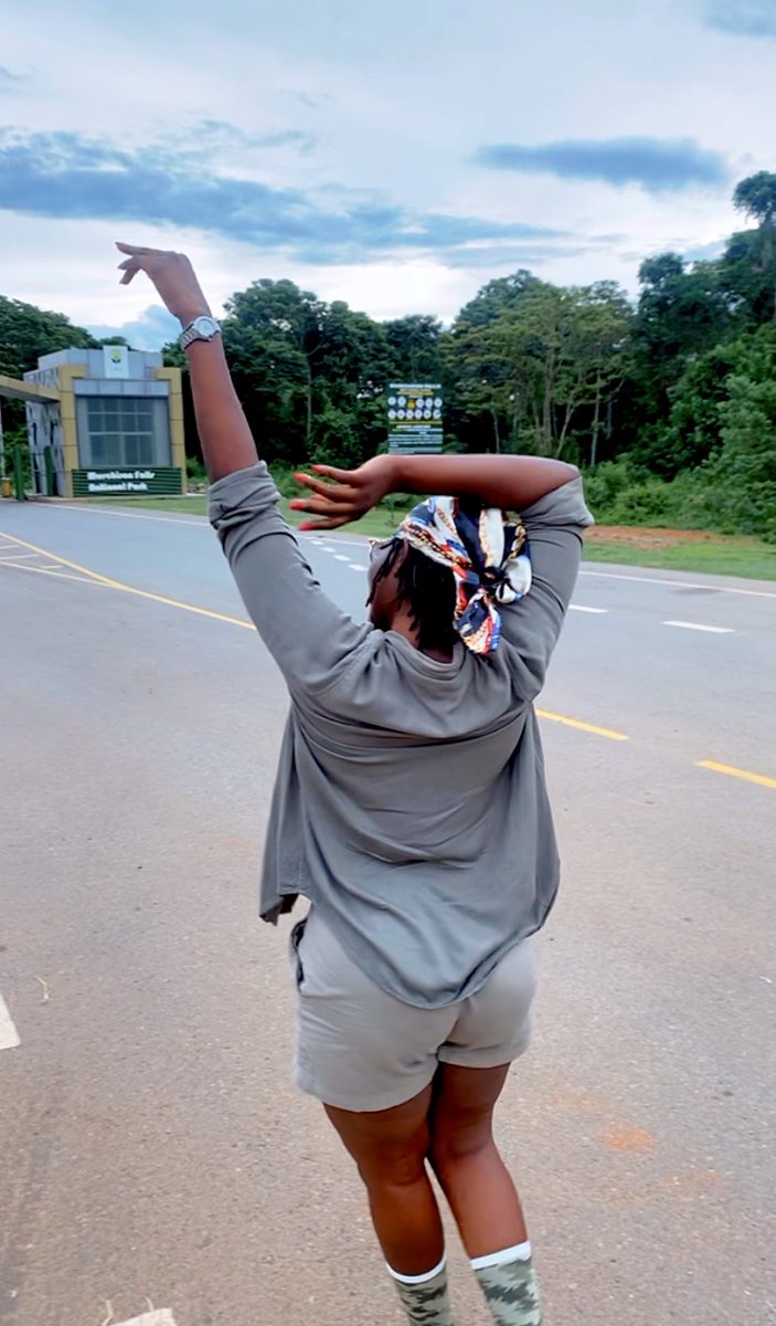 Nalongo Laloyo ‘The Unknown Poet’ 🇺🇬 tweet media
