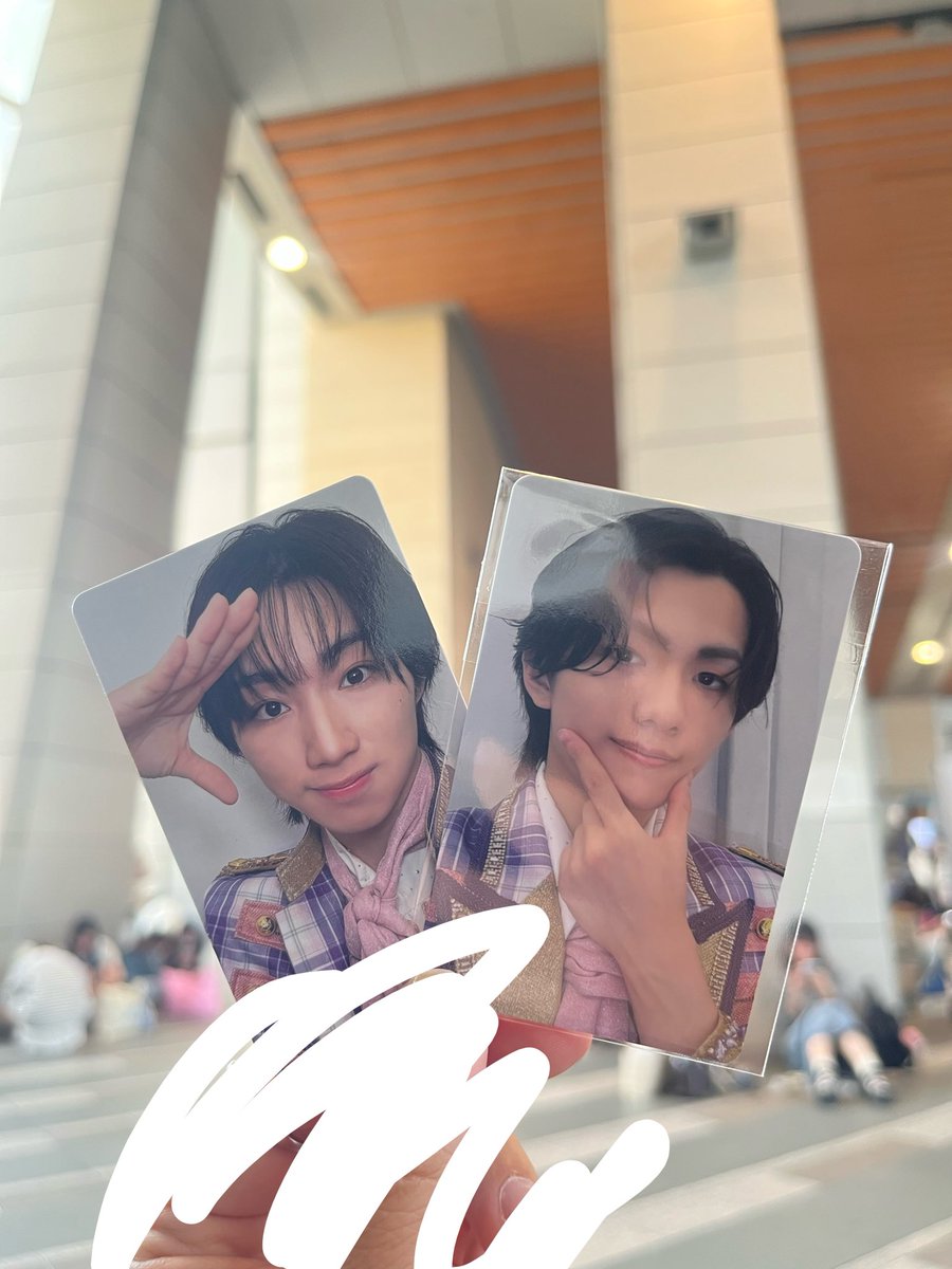 ___fOlf's tweet photo. @trh__1O 検索から失礼いたします。画像森田と武田の交換は可能でしょうか？？ https://t.co/NcOqmZ14EN