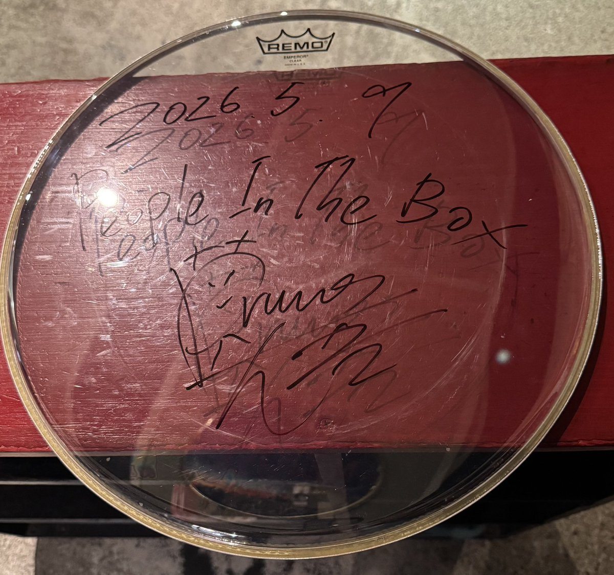 People In The Box tweet media