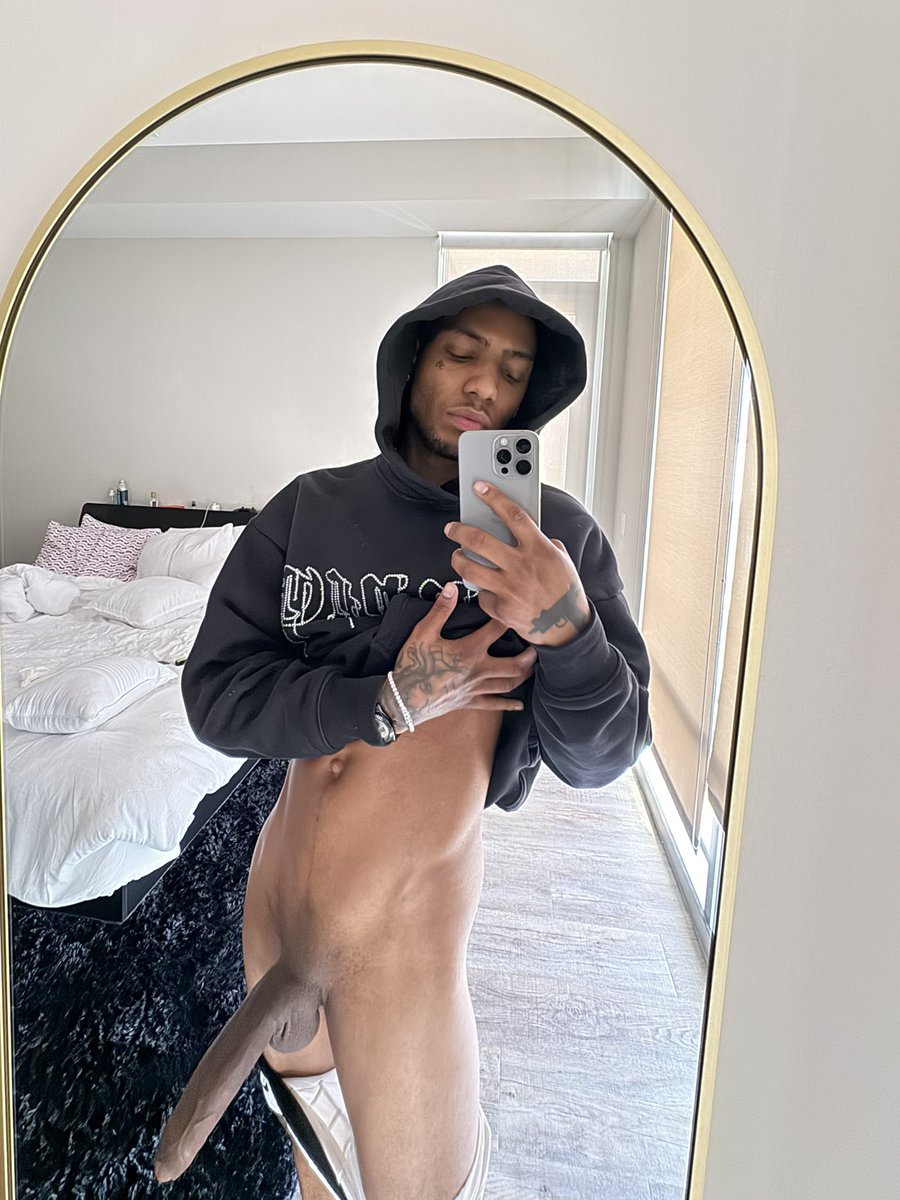 VascoBlue's tweet photo. I got a new mirror today 🙂 https://t.co/5oTcN5ixg2