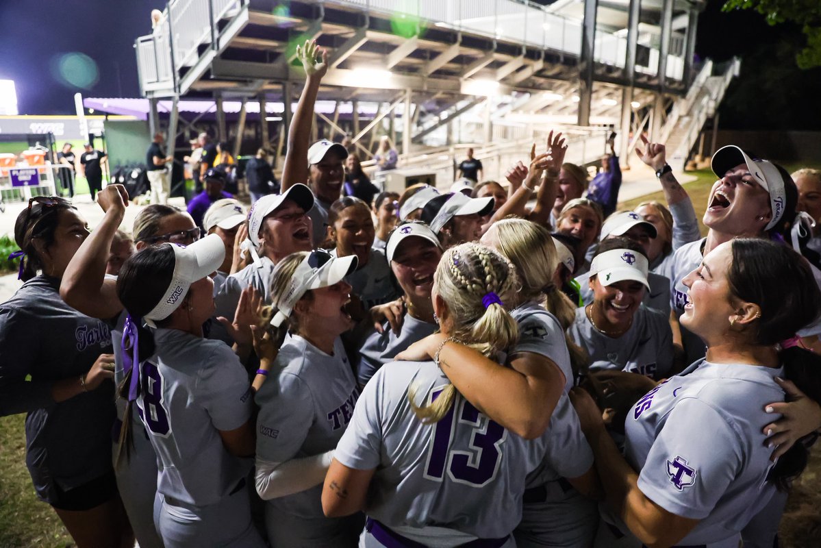 Tarleton State Softball tweet media