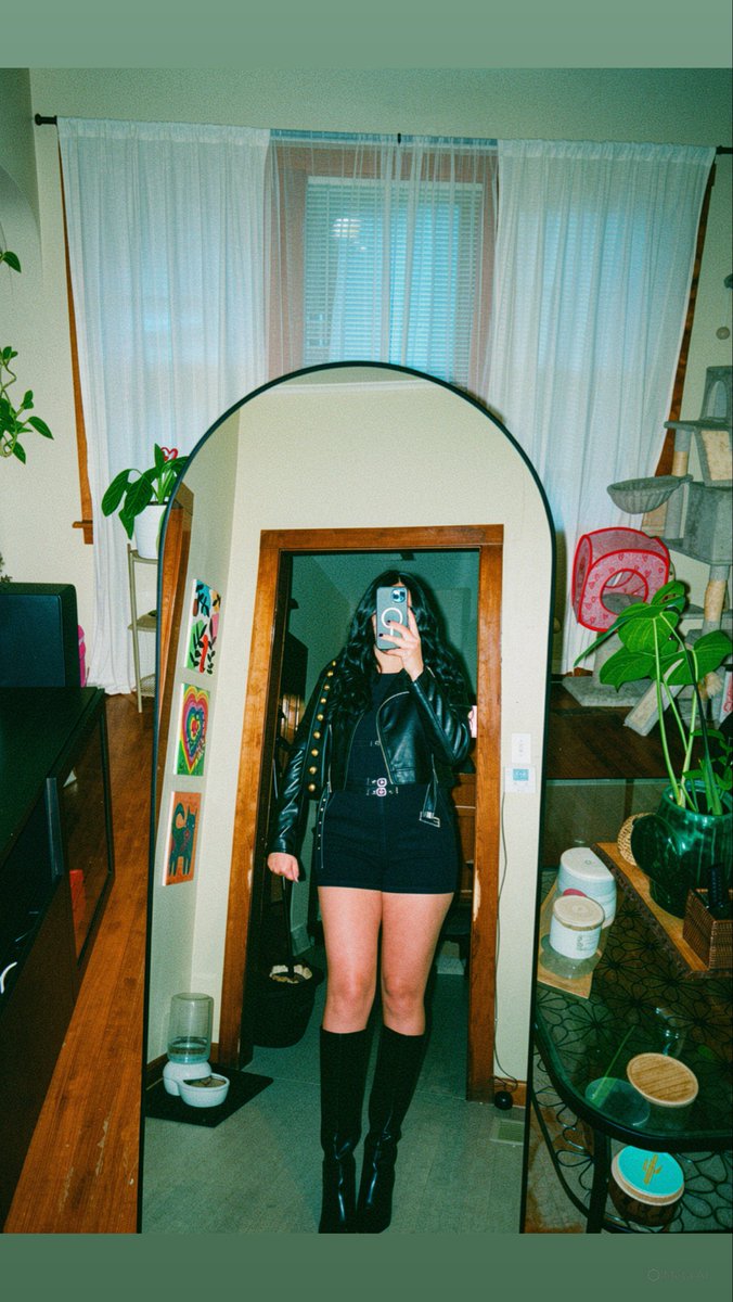 ___itssmay's tweet photo. 🖤 https://t.co/V2z3qkaWTN