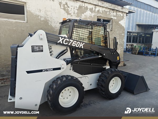 joydellcn's tweet photo. JOYDELL exported 1 unit of XCMG XC760K skid steer loader to Armenia 🇦🇲🚜
Compact, powerful, and job-site ready 💪
#XCMG #SkidSteer #ConstructionEquipment #JOYDELL #Export https://t.co/7PXnqbeyv5