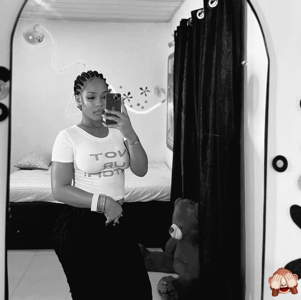 Ms_🦋 tweet media