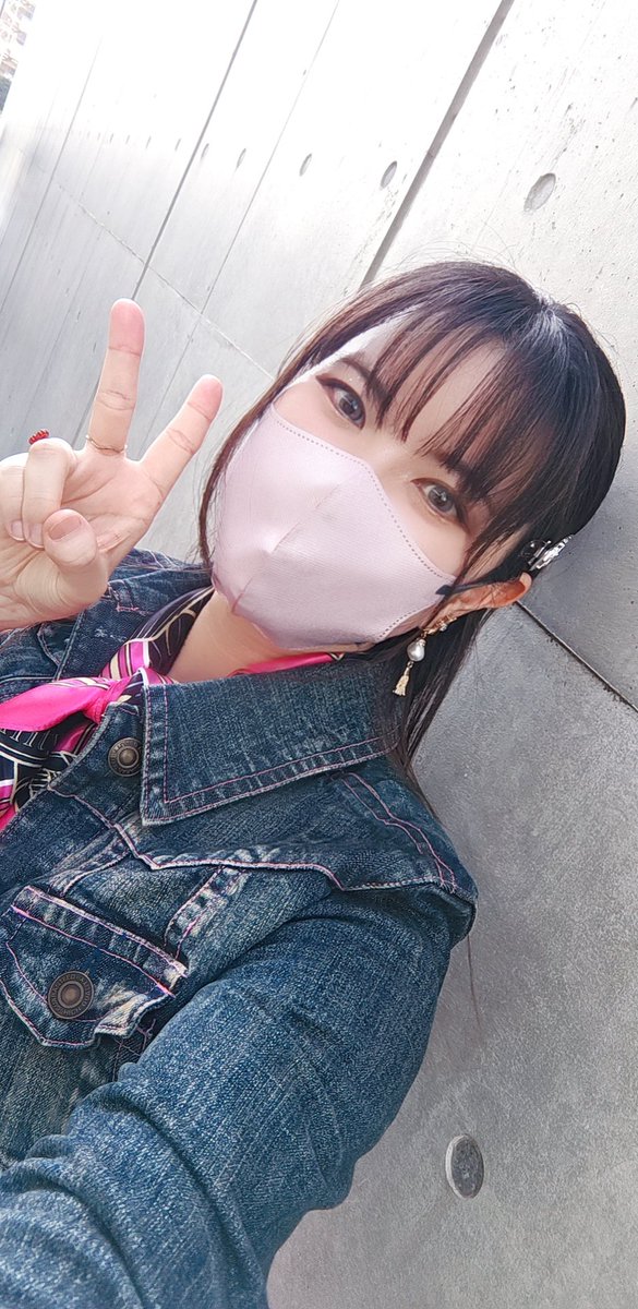 ⚠️自我】 中王区ライブ、2回目行ってきます〜！🎀💞 昨日欠品してた