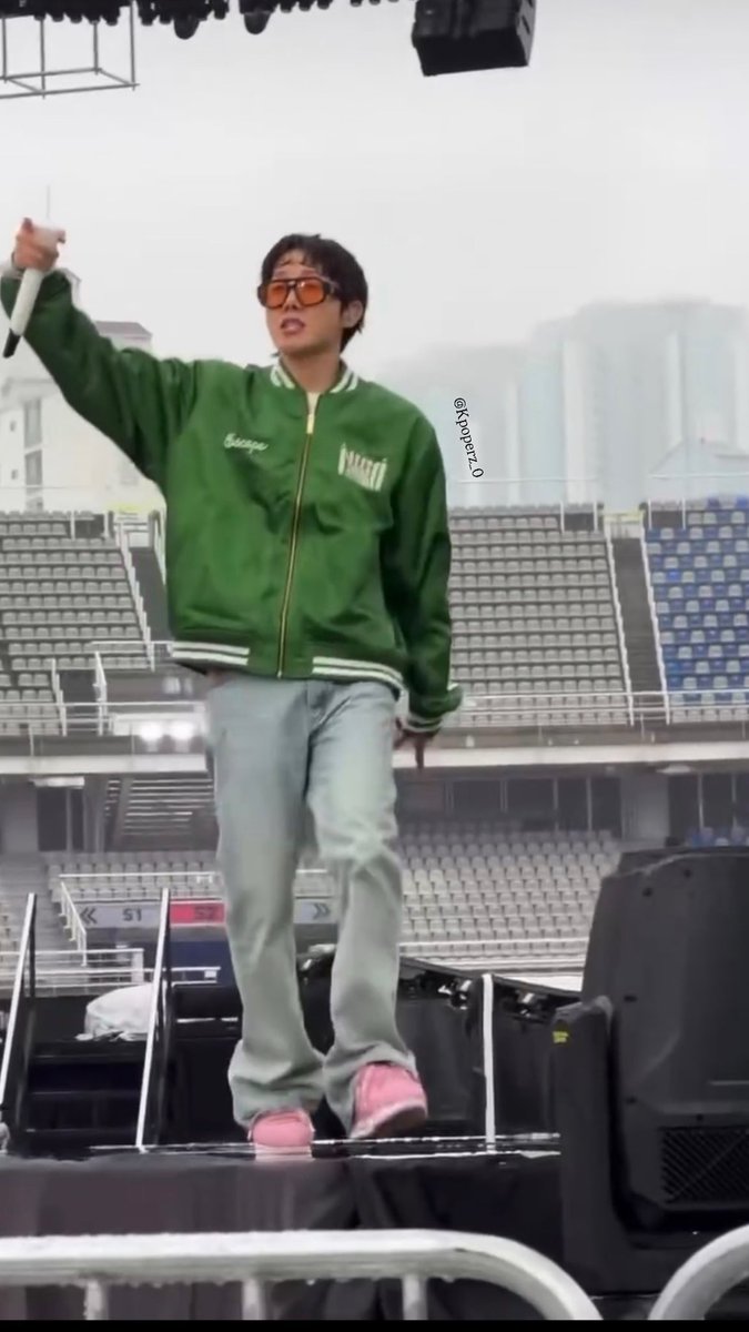 kpoperz__0's tweet photo. Feedback: Photos from #BTS_arirang_in_goyang 

Seat: N-F8
Venue: Goyang Sports Complex Stadium

#samsungrentalKL #samsungs24ultra https://t.co/Levl1jiYjT