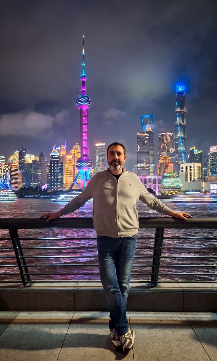 dmanso73's tweet photo. He preparado una serie de artículos, tres en total, que publico en @vinetur sobre mi experiencia enogastronómica como amante del vino durante veinte días viajando como turista por China. Aquí el primero!!!! 🍷
➡️ De vinos por China: preparando el viaje
https://t.co/RimSnEnioO https://t.co/XxfqNFWnrA