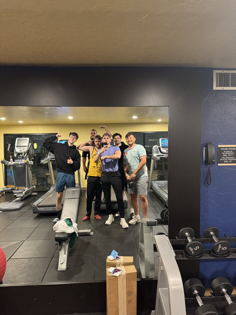 AdamLosT tweet media
