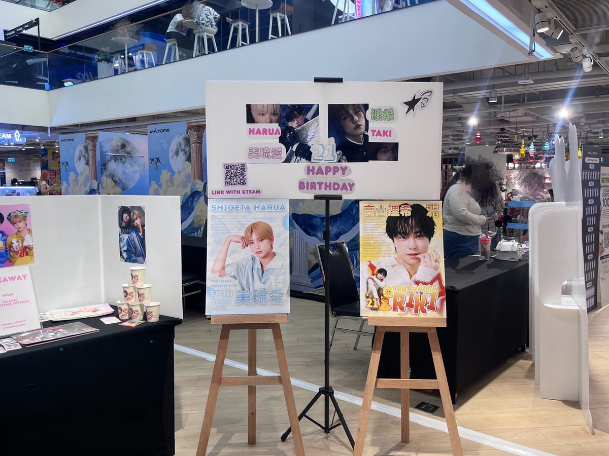 KPOPMERCH_TH tweet media