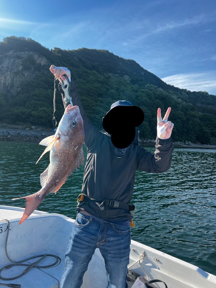 CagMetal's tweet photo. 鯛55.5センチ https://t.co/iVSUppzaAH