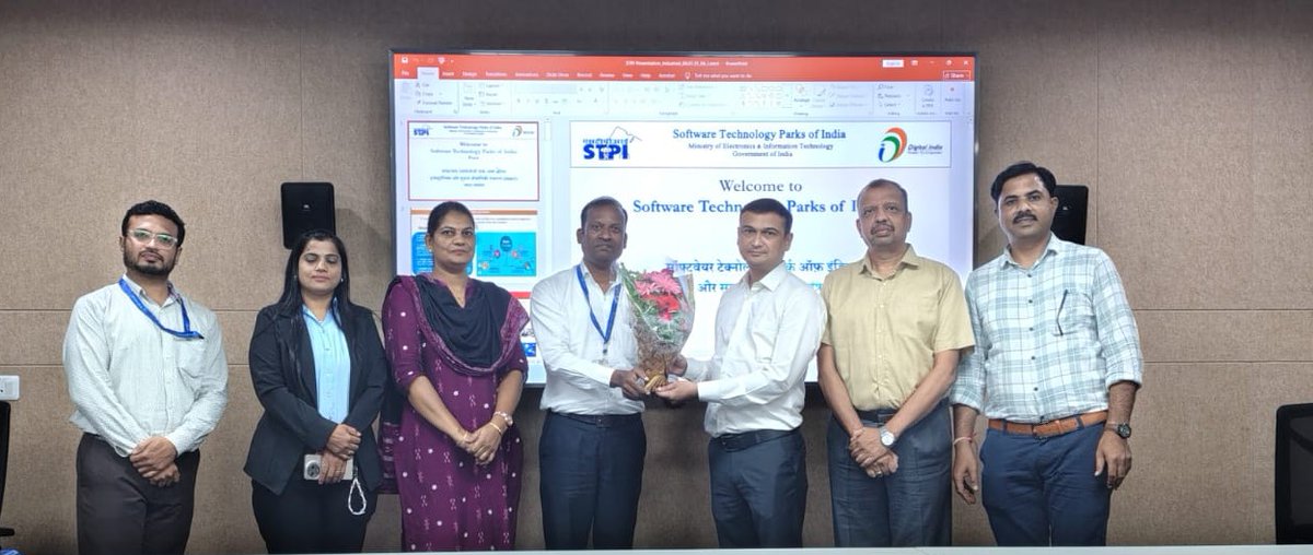 STPIPune's tweet photo. STPI-Pune organized an industrial visit for the students and faculties of International Institute of Management Science College, Pune wherein they were briefed about STPI services &amp; also explained role of #STPICoEs in fostering #startupsecosystem.

@stpiindia @arvindtw https://t.co/5z5uUhXzYj