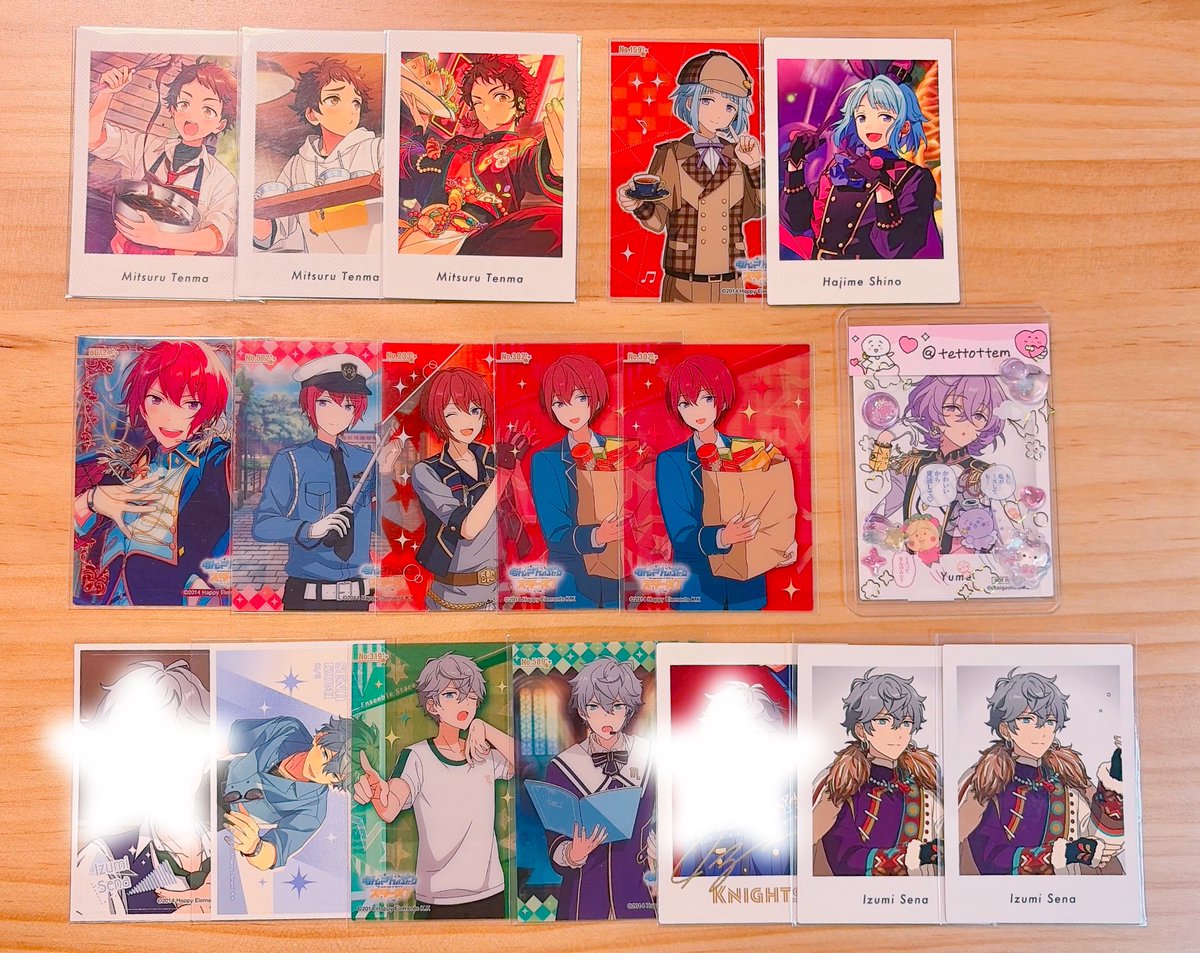 tettottem's tweet photo. 【交換/譲渡】あんスタ ぱしゃこれ ぱしゃっつ クリアカード デコステッカー

譲
零、薫、アドニス、紅郎、颯馬、友也、光、創、司、泉、嵐、凛月、夏目、つむぎ、宙

求
1番最後の画像>同異種ユメ、宗、英智

→ https://t.co/0yU3ZW1P8K