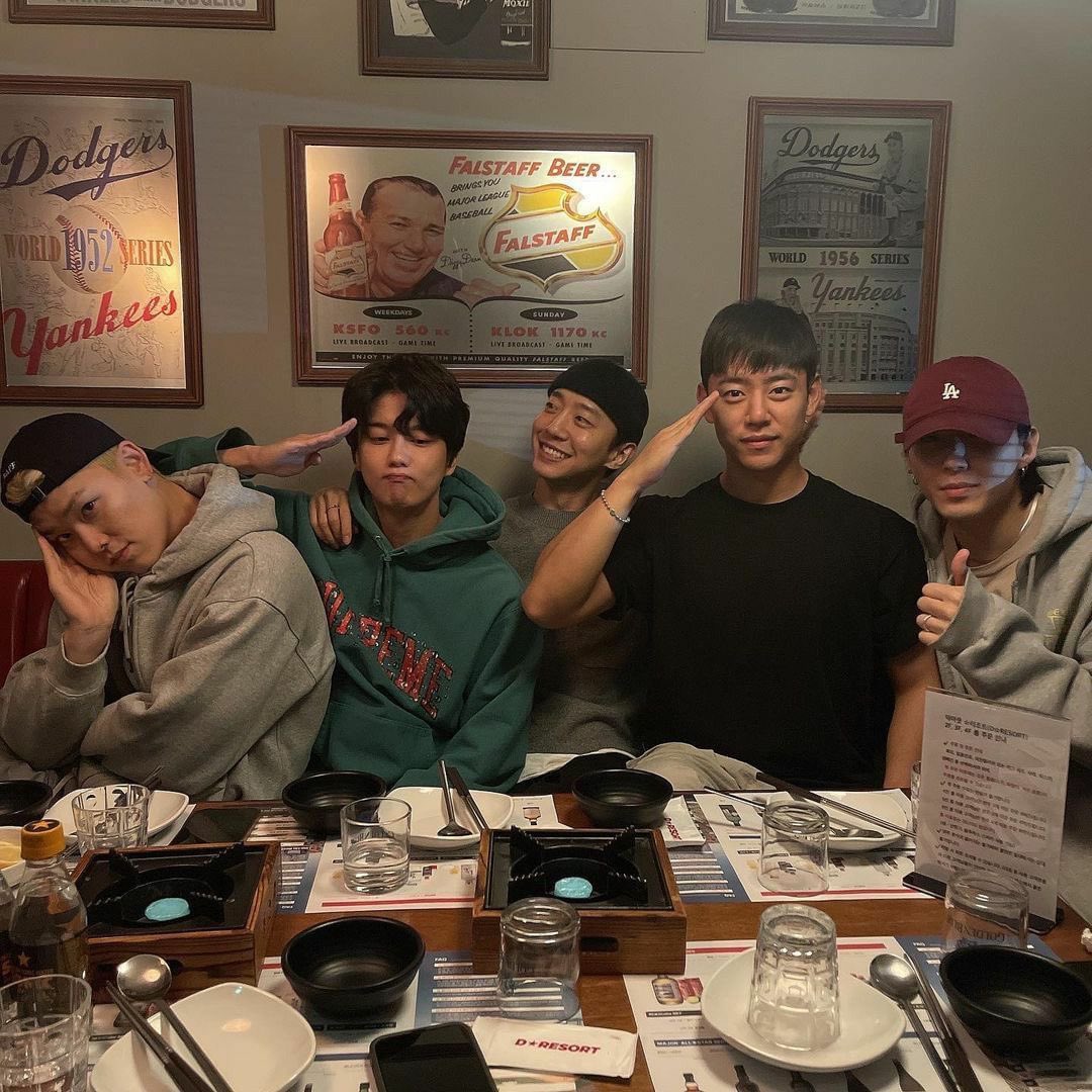 Bling ⁵ .ೃ - B.A.P is back ➣ tweet media
