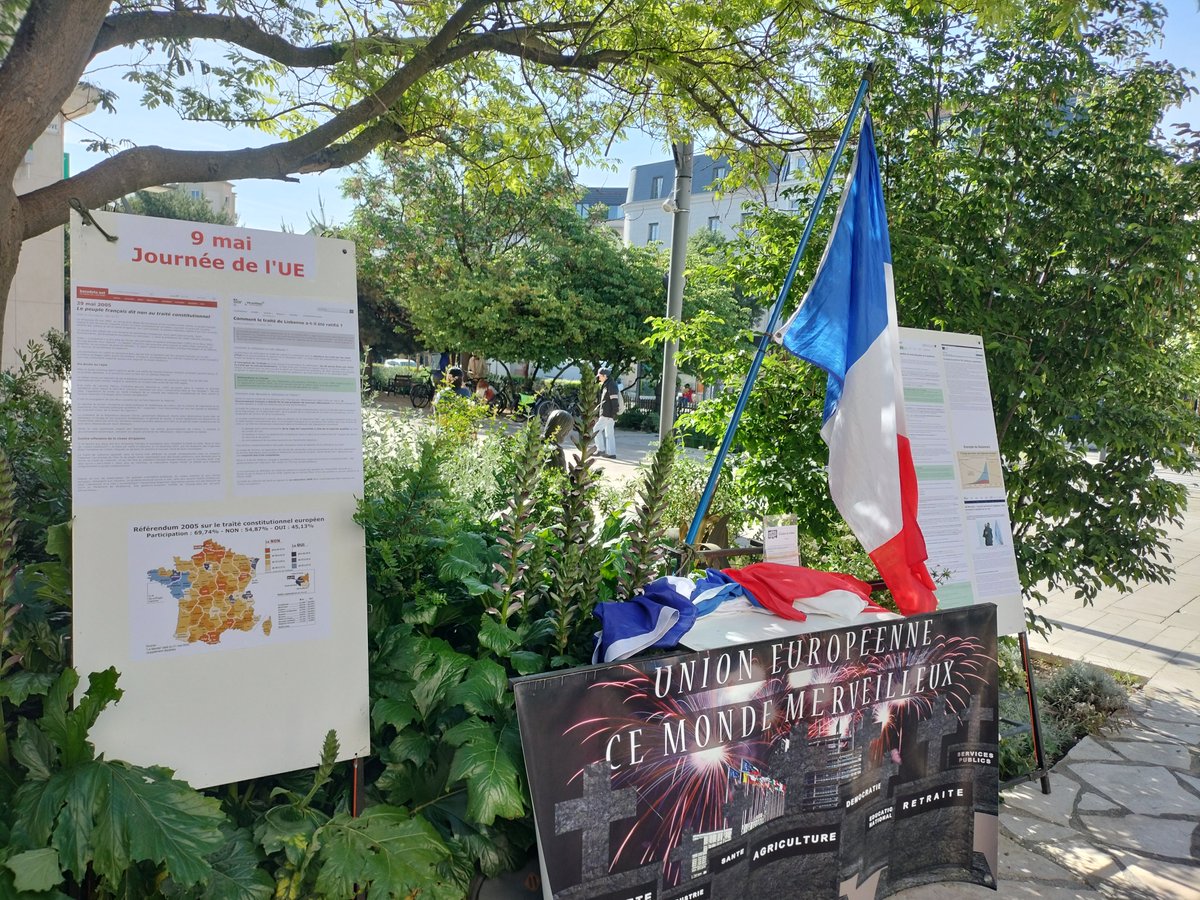 En place.
#Valence #Drôme #Frexit