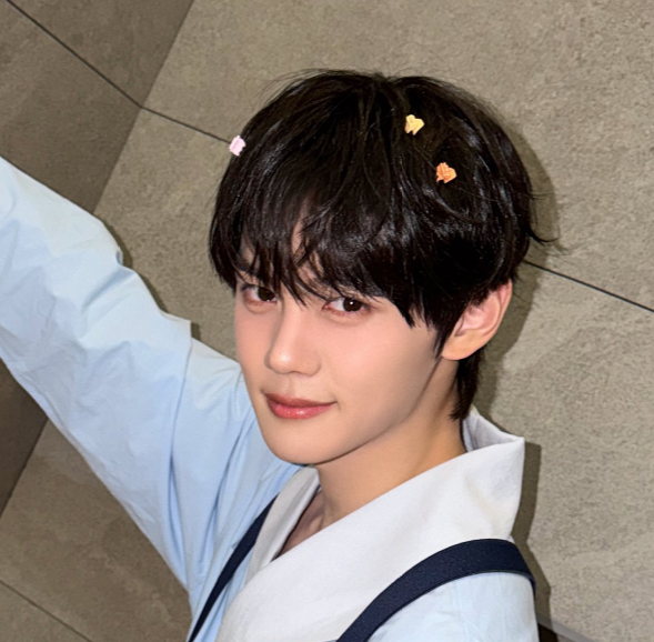 imut sekalii pakai jepitan minii